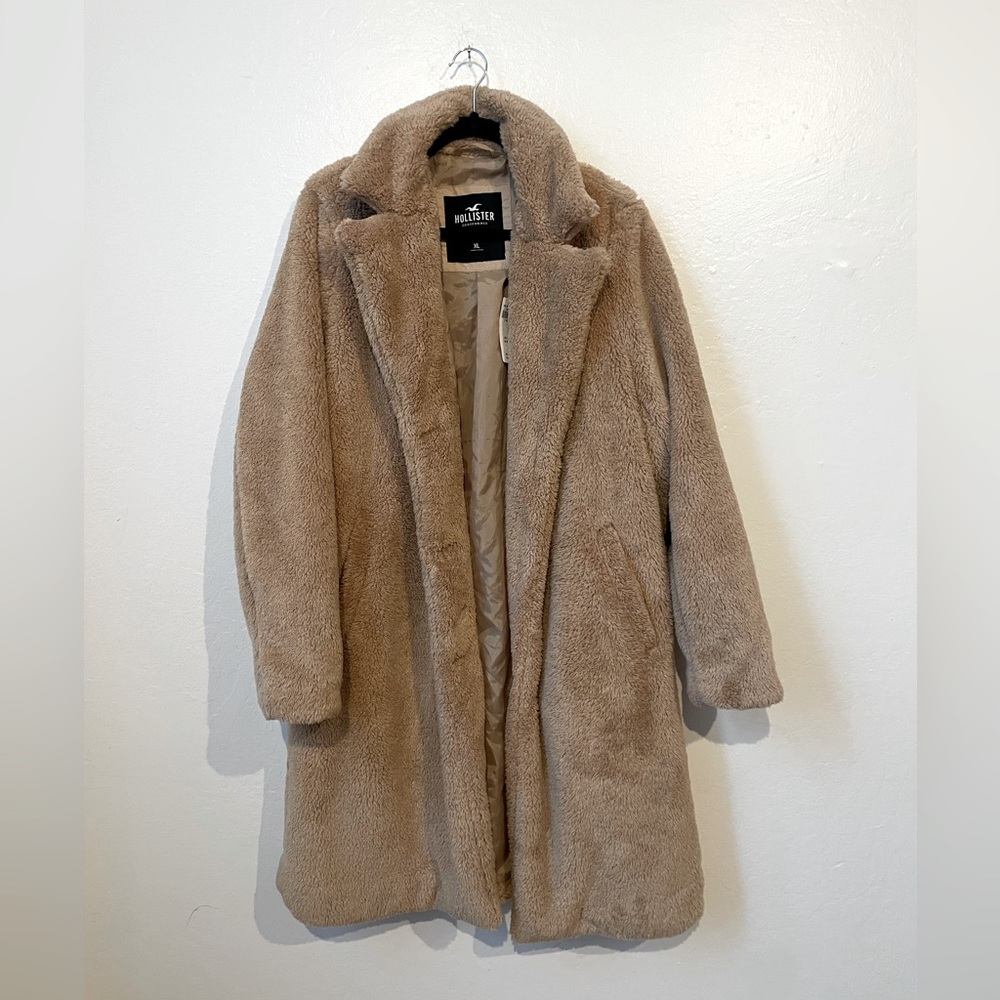 NEW WITH TAGS | Teddy coat